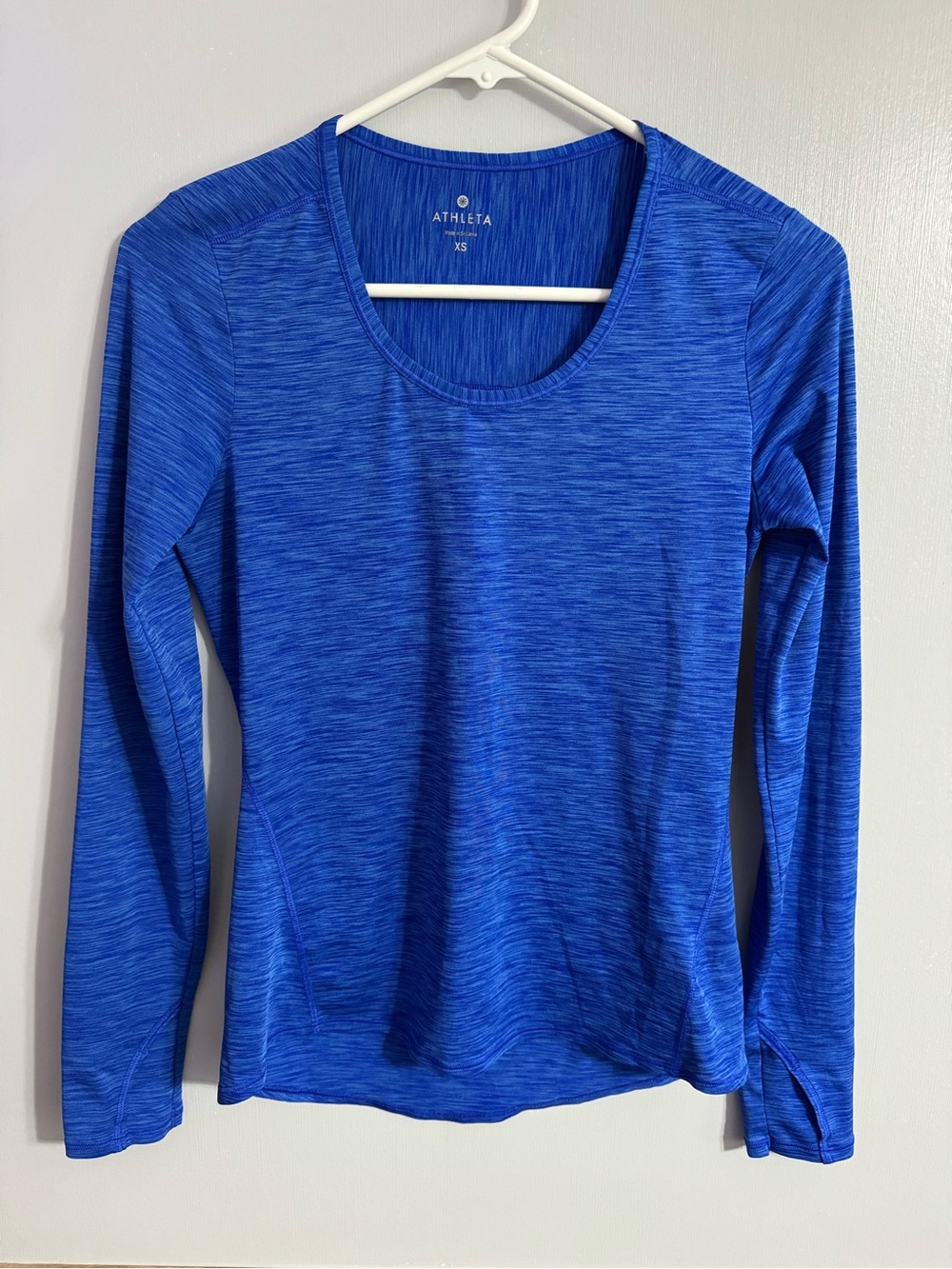 Athleta Women’s Long-Sleeve Scoop Neck Top in Cobalt Blue Size XS